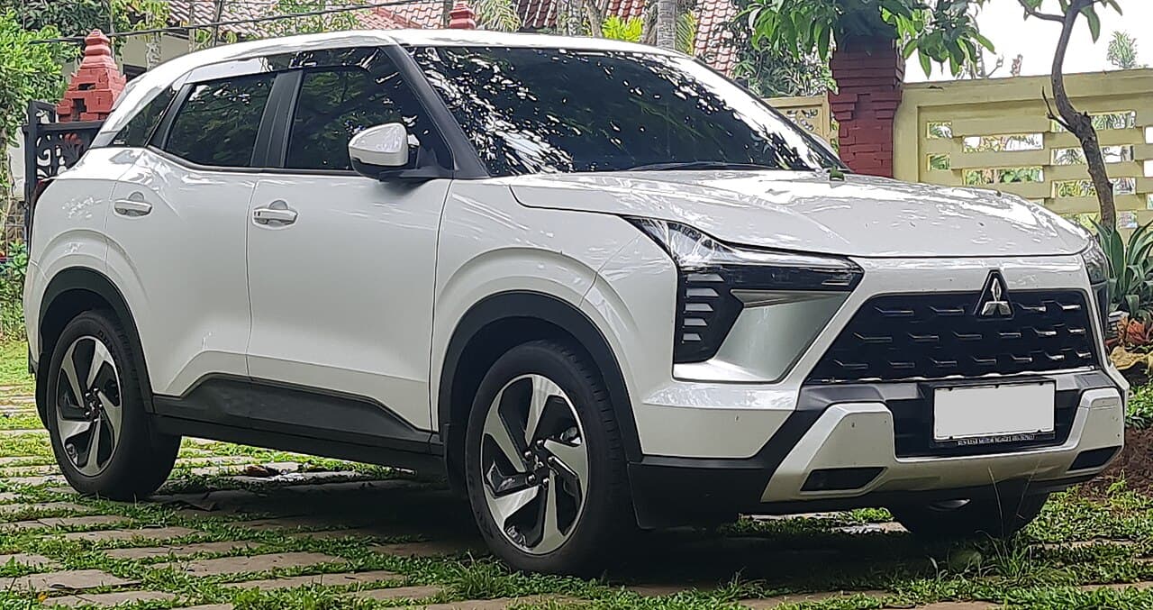 Mitsubishi Xforce Ultimate nhìn chính diện