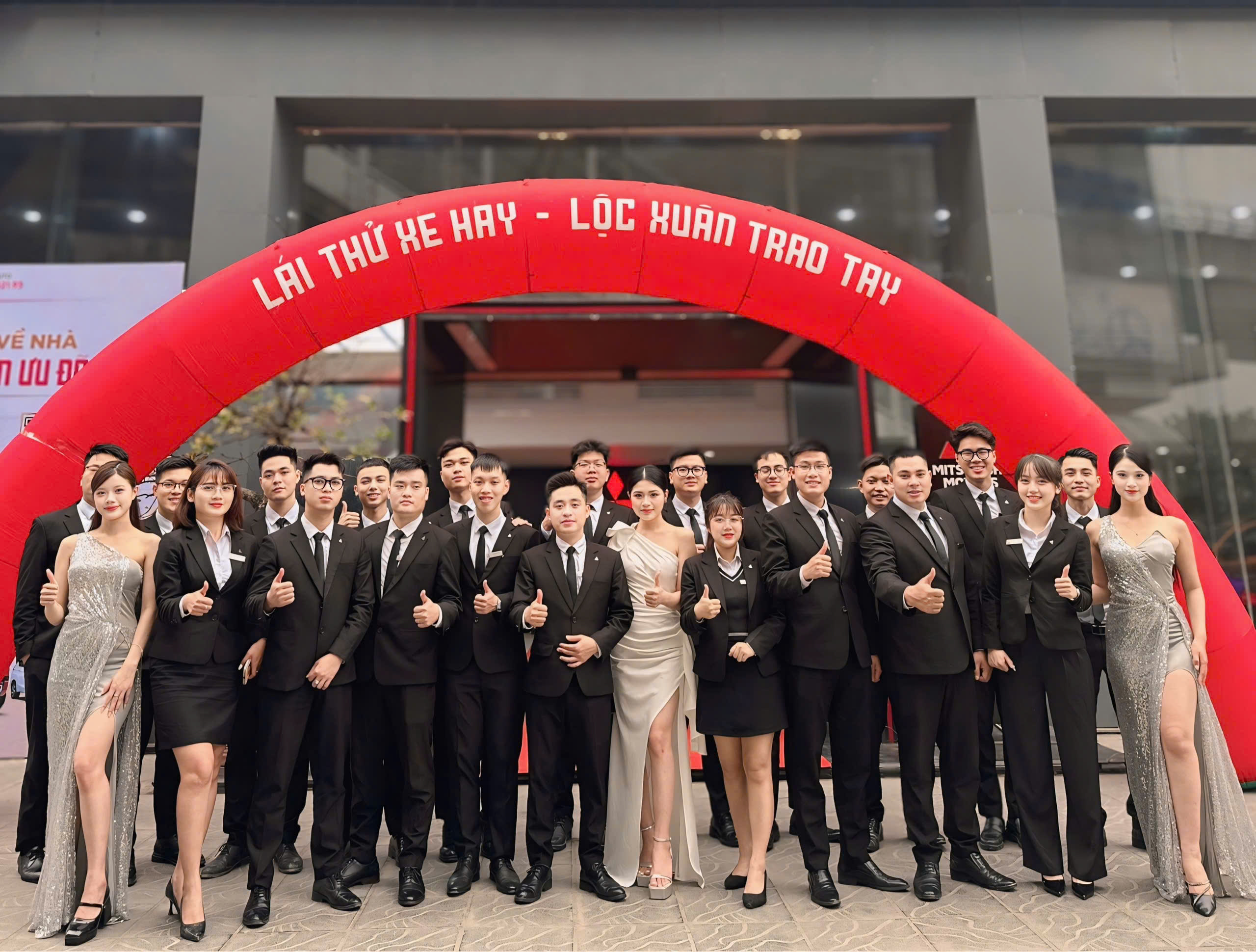Mitsubishi Hà Nội